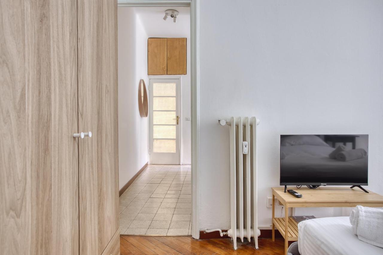 Joivy Mauri - Cosy Flats Near The Duomo Apartment Milan Bagian luar foto
