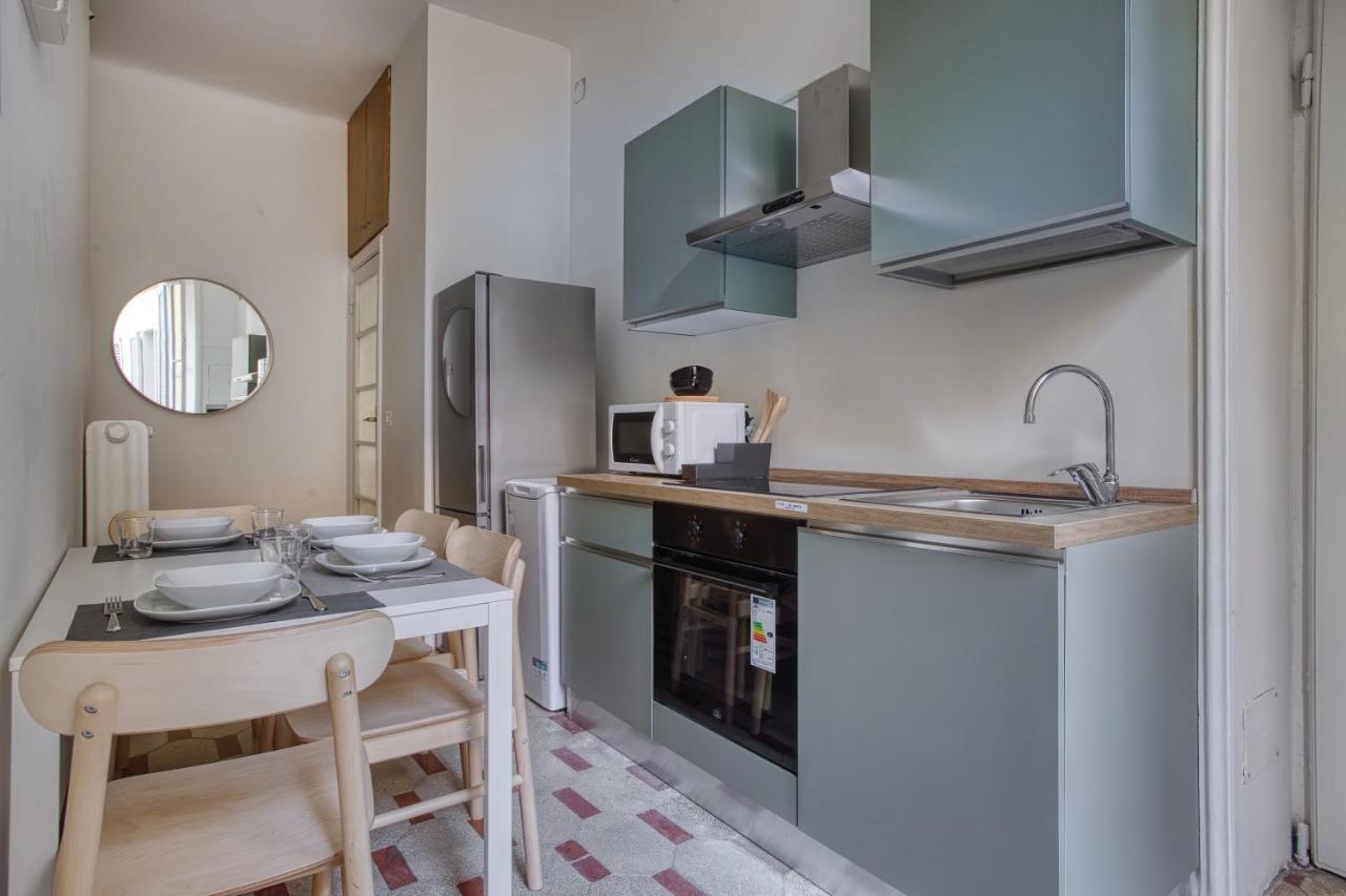 Joivy Mauri - Cosy Flats Near The Duomo Apartment Milan Bagian luar foto