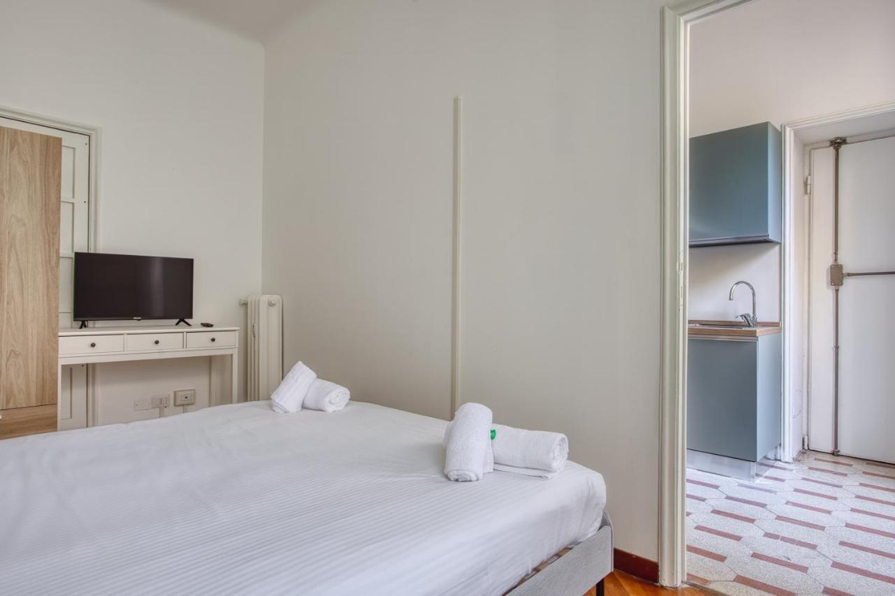 Joivy Mauri - Cosy Flats Near The Duomo Apartment Milan Bagian luar foto