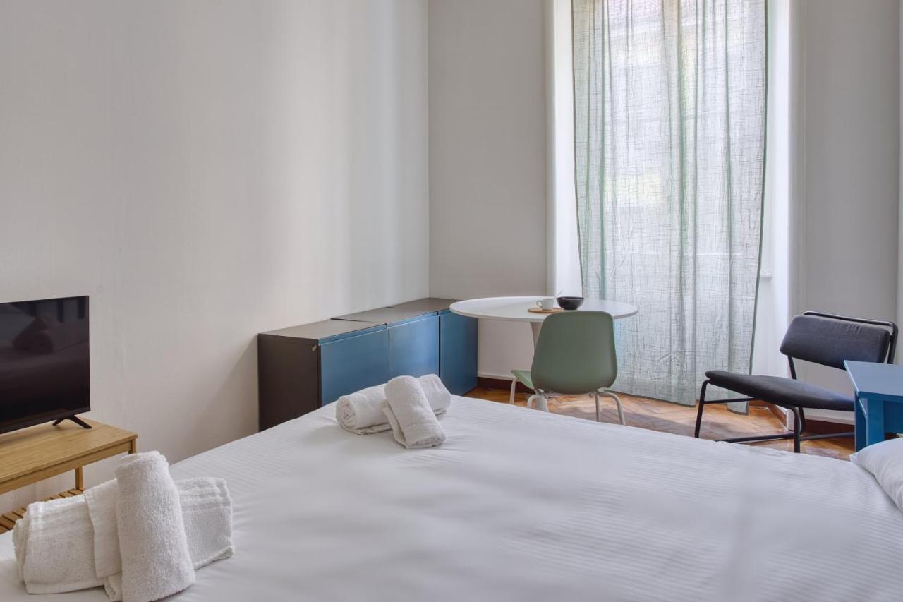 Joivy Mauri - Cosy Flats Near The Duomo Apartment Milan Bagian luar foto