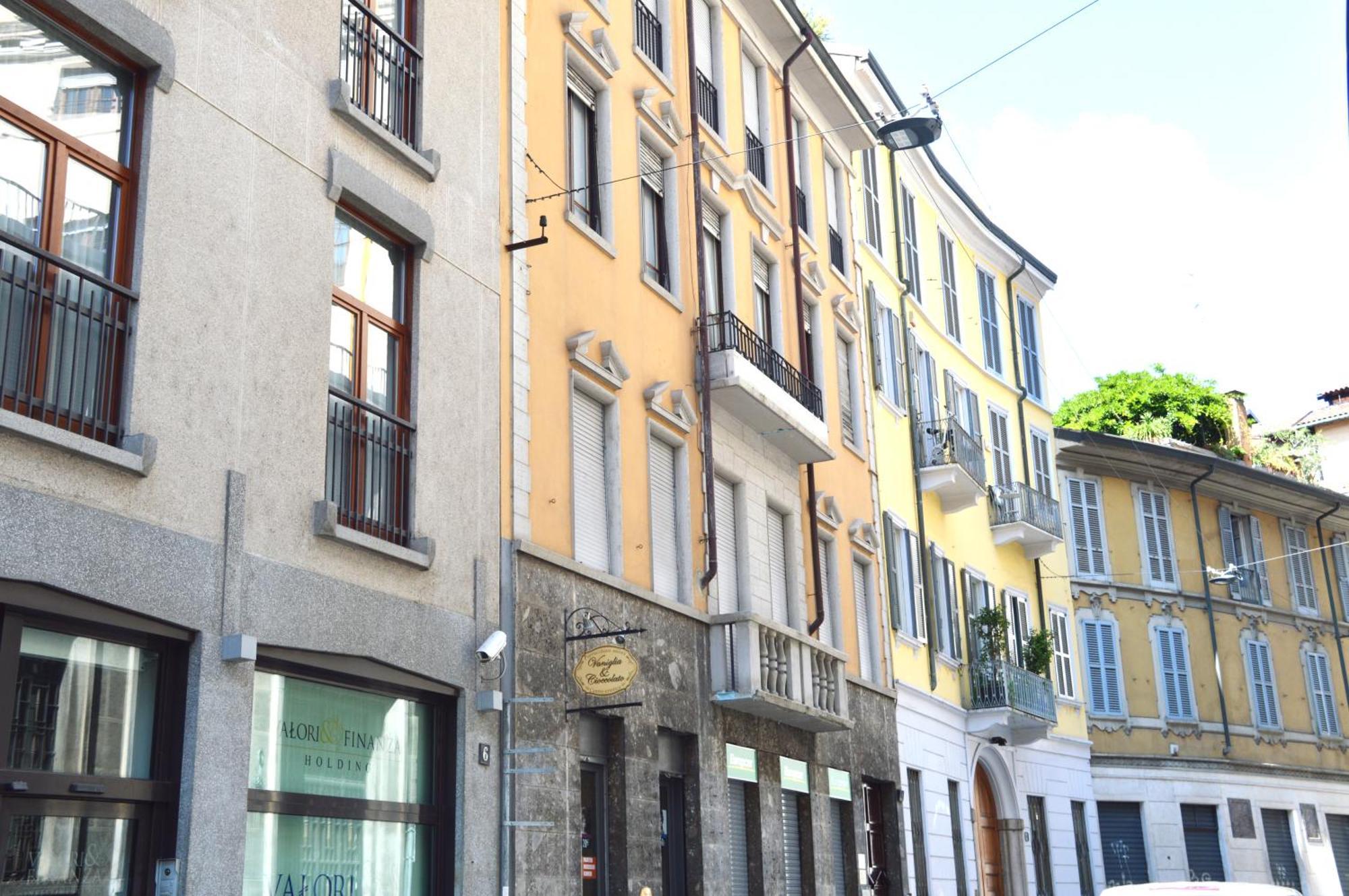 Joivy Mauri - Cosy Flats Near The Duomo Apartment Milan Bagian luar foto