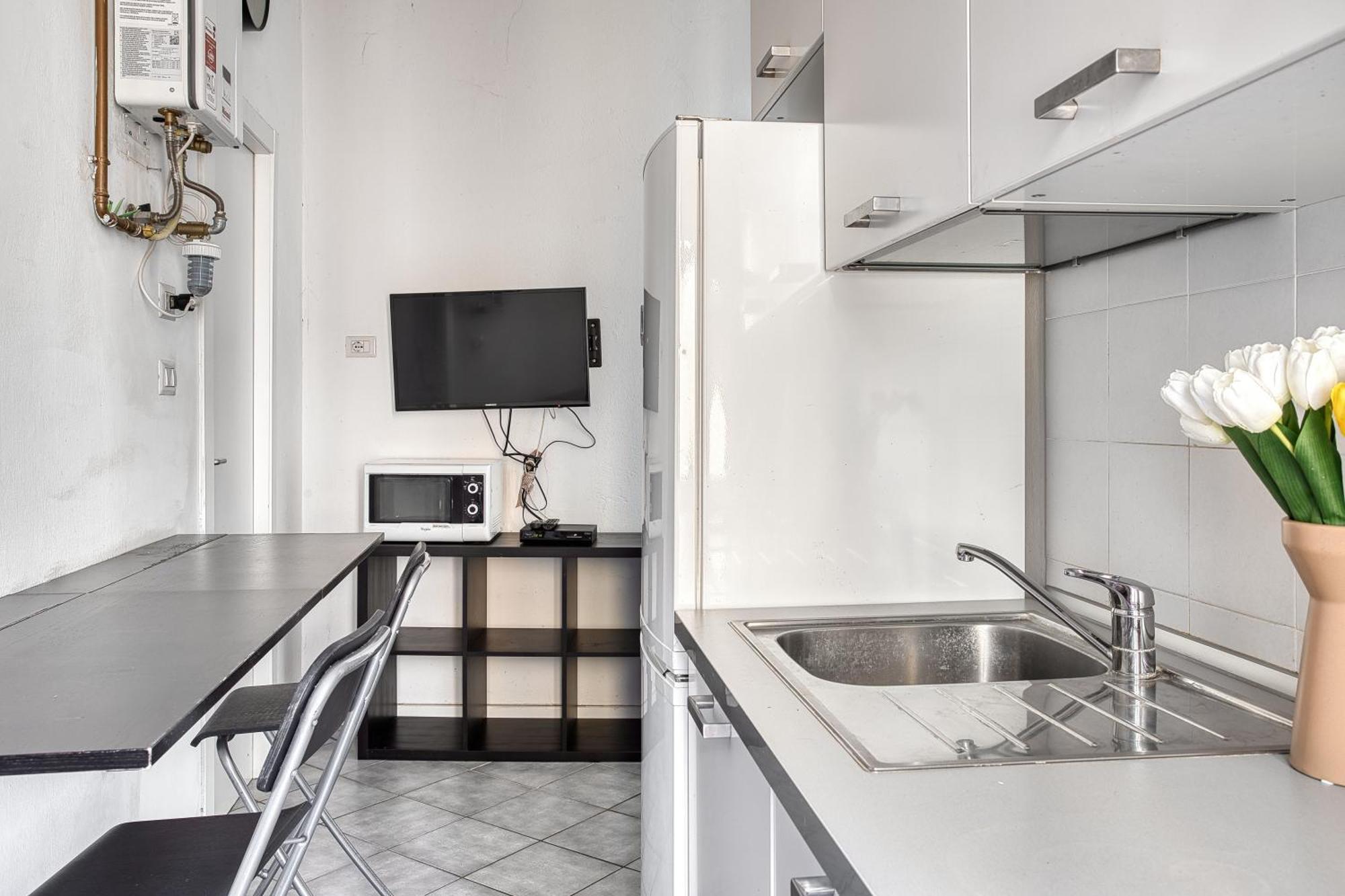 Joivy Mauri - Cosy Flats Near The Duomo Apartment Milan Bagian luar foto